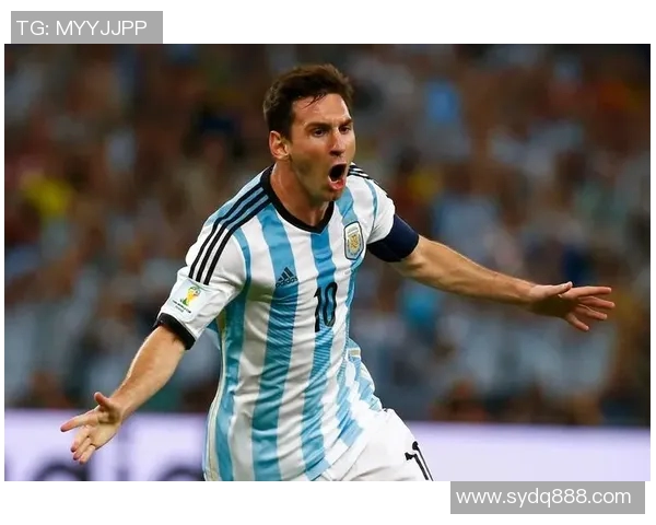 3号足球明星的名字揭秘他在球场上的传奇故事与成就分析