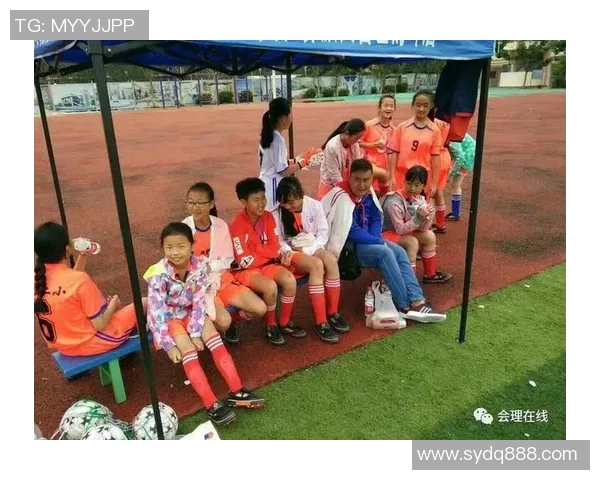 探索女生足球明星的成长之路与精彩瞬间的深度采访视频合集